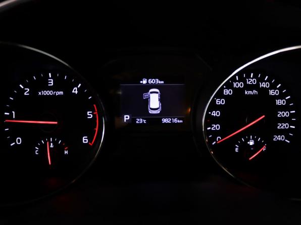 Kia Carnival III с пробегом 2018 года, цена 3 120 000 рублей, 98000 км, минивэн, Автокод Объявления