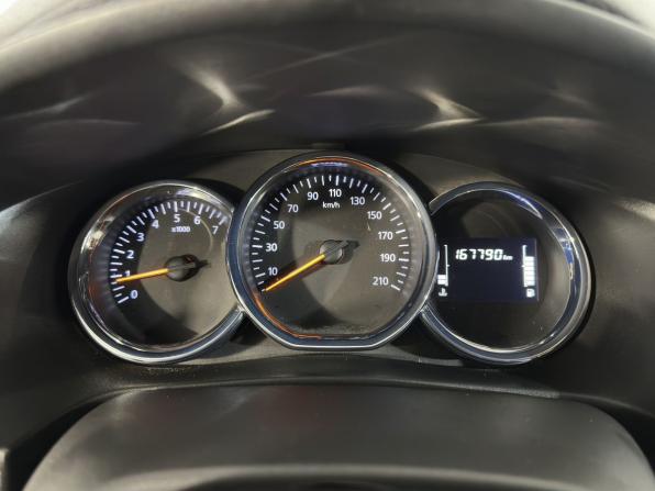 Renault Logan II Рестайлинг с пробегом 2021 года, цена 850 000 рублей, 167754 км, седан, Автокод Объявления