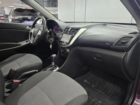 Hyundai Solaris I с пробегом 2012 года, цена 949 000 рублей, 179000 км, хэтчбек, Автокод Объявления