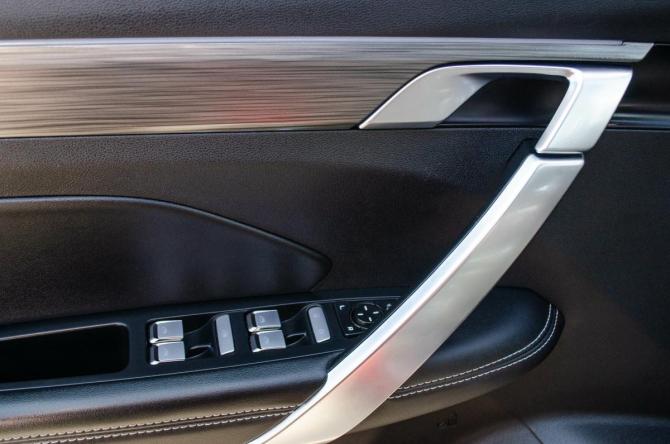 Geely Atlas Pro с пробегом 2024 года, цена 2 099 000 рублей, 44600 км, внедорожник, Автокод Объявления