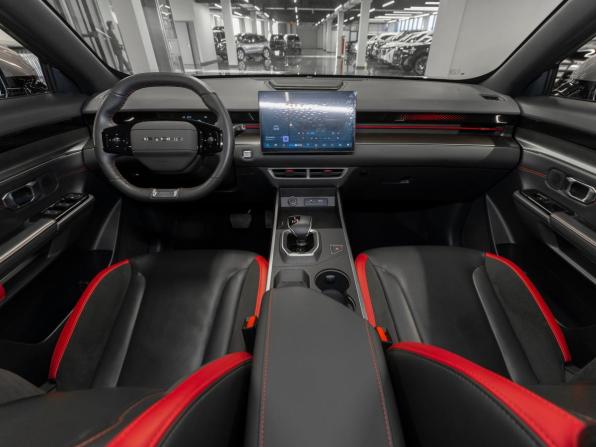 JETOUR DASHING I Рестайлинг с пробегом 2024 года, цена 2 020 000 рублей, 17673 км, внедорожник, Автокод Объявления