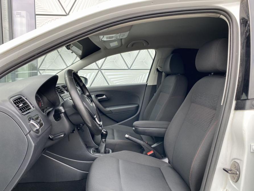 Volkswagen Polo V Рестайлинг Москва  - изображение 17