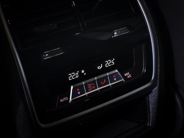 BMW X7 I (G07) с пробегом 2021 года, цена 7 445 000 рублей, 128988 км, внедорожник, Автокод Объявления