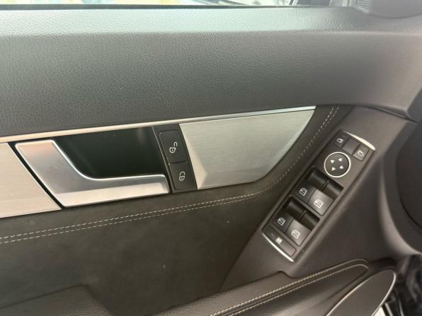 Mercedes-Benz C-Класс III (W204) Рестайлинг с пробегом 2014 года, цена 1 175 000 рублей, 143625 км, седан, Автокод Объявления