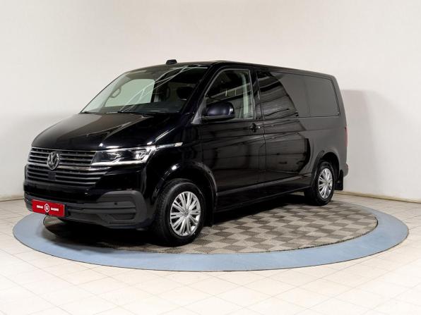 Volkswagen Caravelle T6 Рестайлинг с пробегом 2021 года, цена 4 740 000 рублей, 51000 км, минивэн, Автокод Объявления