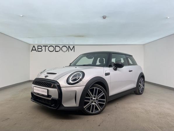 Mini Hatch III (F55/F56) Рестайлинг 2 с пробегом 2021 года, цена 3 850 000 рублей, 43068 км, хэтчбек, Автокод Объявления