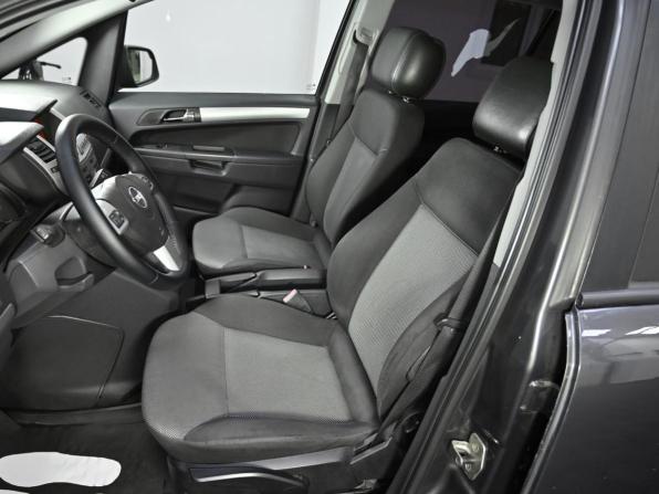 Opel Zafira B Рестайлинг с пробегом 2012 года, цена 749 000 рублей, 145000 км, компактвэн, Автокод Объявления