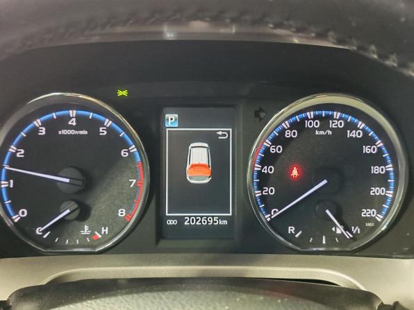 Toyota RAV4 IV (XA40) Рестайлинг с пробегом 2017 года, цена 2 375 000 рублей, 202694 км, внедорожник, Автокод Объявления
