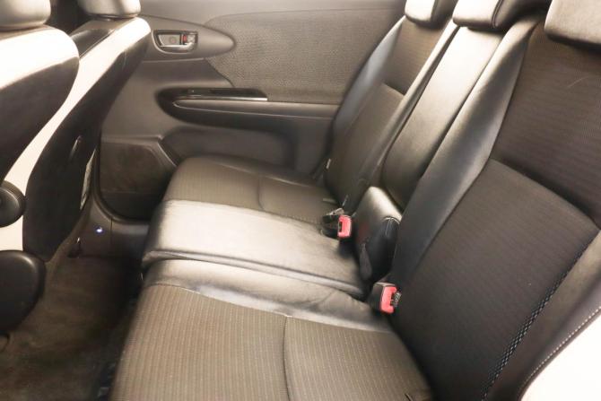 Toyota Wish II Рестайлинг с пробегом 2014 года, цена 1 779 000 рублей, 128575 км, минивэн, Автокод Объявления