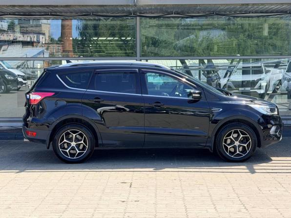 Ford Kuga II Рестайлинг с пробегом 2017 года, цена 1 510 000 рублей, 172427 км, внедорожник, Автокод Объявления