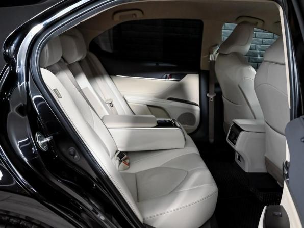 Toyota Camry VIII (XV70) Рестайлинг с пробегом 2021 года, цена 3 920 000 рублей, 98848 км, седан, Автокод Объявления