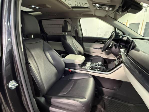 Kia Carnival IV с пробегом 2022 года, цена 3 799 000 рублей, 102000 км, минивэн, Автокод Объявления