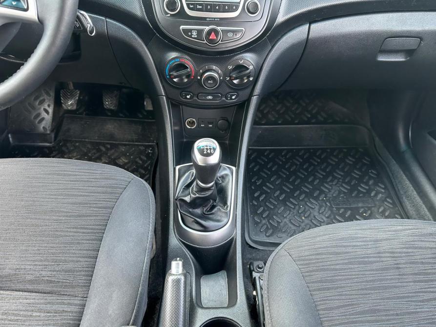 Hyundai Solaris I Рестайлинг Екатеринбург  - изображение 11