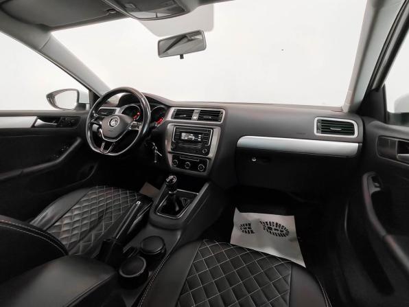 Volkswagen Jetta VI Рестайлинг с пробегом 2018 года, цена 1 260 200 рублей, 158772 км, седан, Автокод Объявления