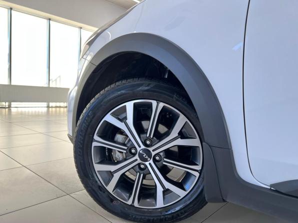 Kia Rio IV Рестайлинг с пробегом 2022 года, цена 1 749 000 рублей, 95439 км, хэтчбек, Автокод Объявления