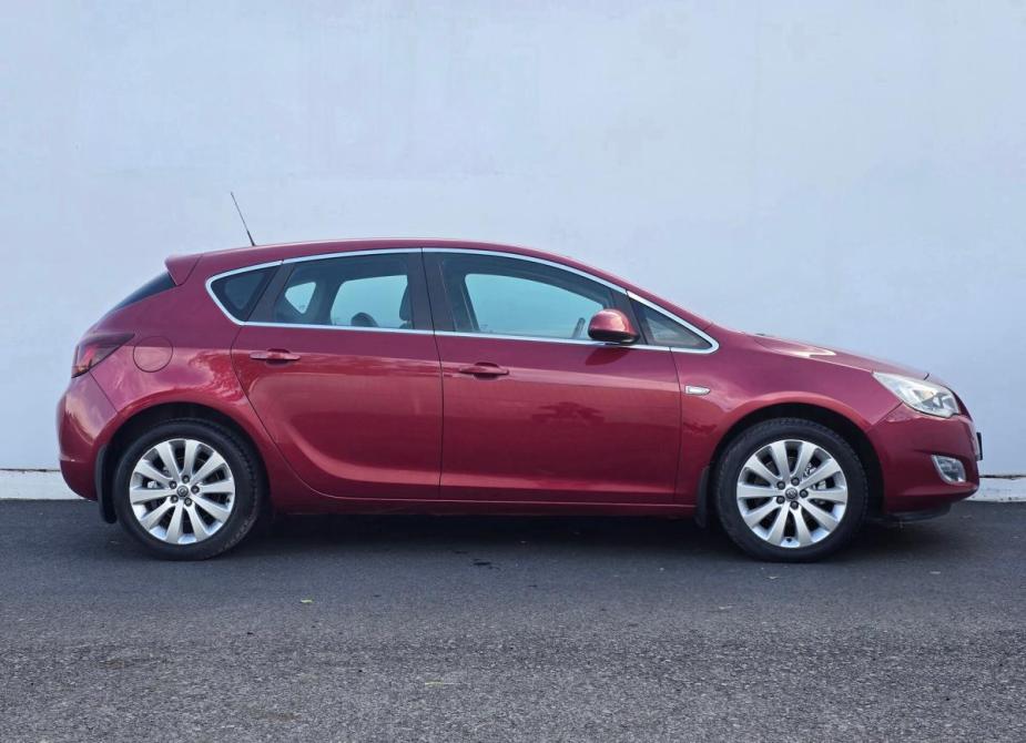 Opel Astra J Таганрог  - изображение 5