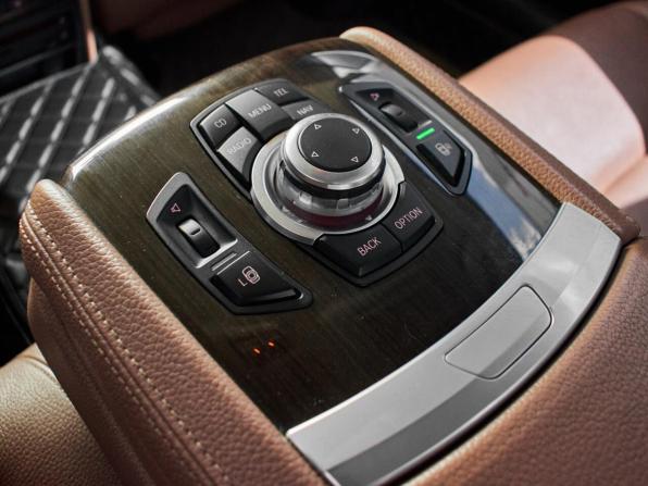 BMW 7 серии V (F01/F02/F04) с пробегом 2011 года, цена 1 260 000 рублей, 254839 км, седан, Автокод Объявления