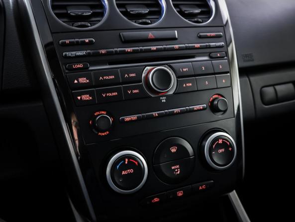 Mazda CX-7 I Рестайлинг с пробегом 2010 года, цена 838 000 рублей, 250634 км, внедорожник, Автокод Объявления