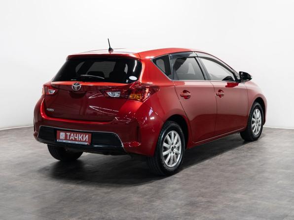 Toyota Auris II с пробегом 2014 года, цена 1 175 000 рублей, 110020 км, хэтчбек, Автокод Объявления