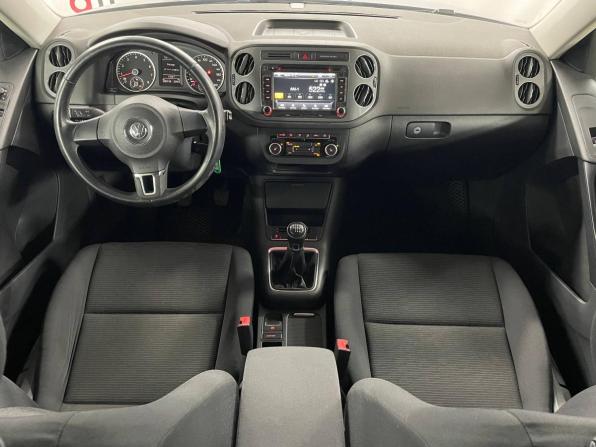 Volkswagen Tiguan I Рестайлинг с пробегом 2012 года, цена 879 000 рублей, 208000 км, внедорожник, Автокод Объявления