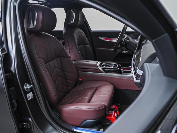 BMW 7 серии VII (G70) с пробегом 2022 года, цена 14 999 000 рублей, 4770 км, седан, Автокод Объявления