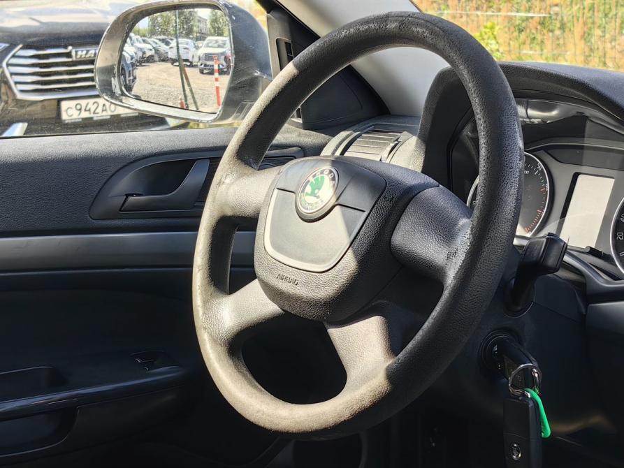 Skoda Octavia II (A5) Рестайлинг Санкт-Петербург  - изображение 11