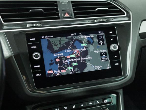 Volkswagen Tiguan II с пробегом 2018 года, цена 2 699 700 рублей, 154564 км, внедорожник, Автокод Объявления