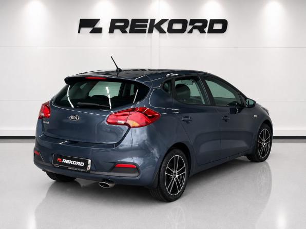 Kia Ceed II с пробегом 2014 года, цена 1 030 000 рублей, 128582 км, хэтчбек, Автокод Объявления