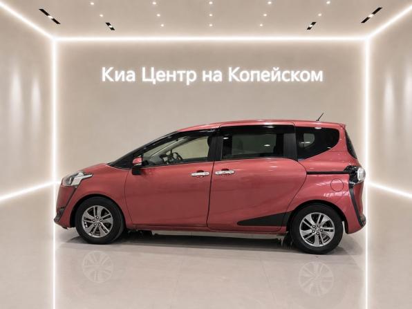 Toyota Sienta II с пробегом 2017 года, цена 1 295 000 рублей, 112000 км, компактвэн, Автокод Объявления