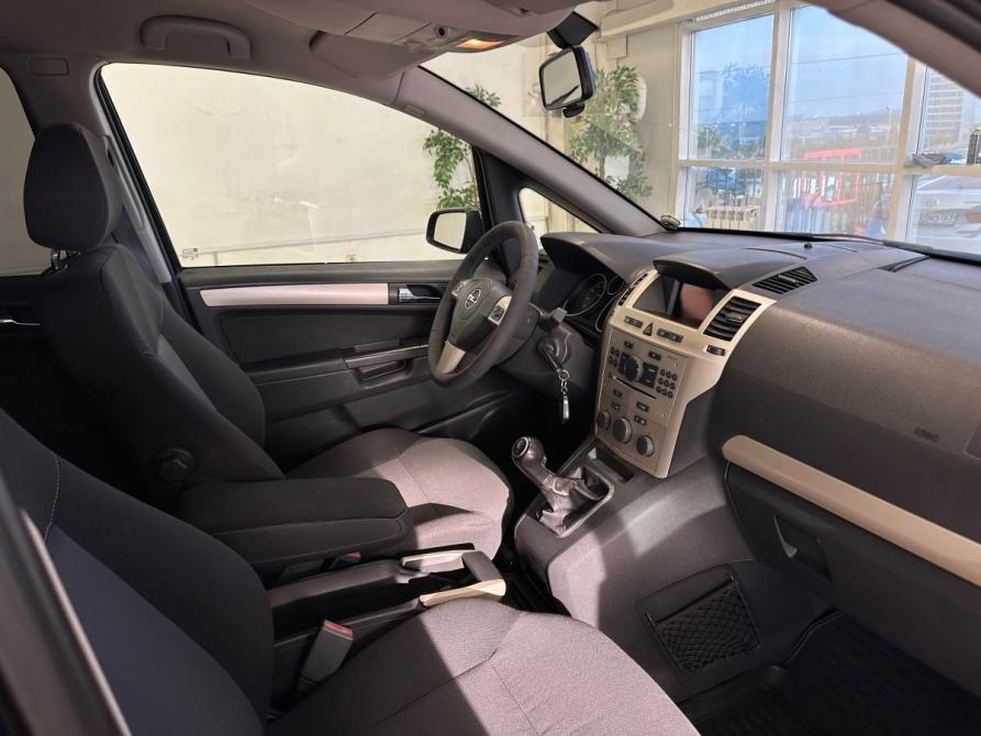 Opel Zafira B Рестайлинг Волгоград  - изображение 9