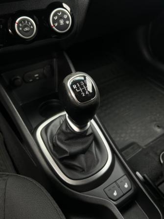 Kia Rio III Рестайлинг с пробегом 2016 года, цена 1 090 000 рублей, 117580 км, хэтчбек, Автокод Объявления