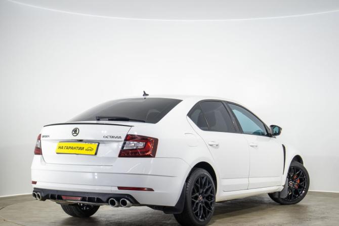 Skoda Octavia III (A7) Рестайлинг с пробегом 2017 года, цена 1 849 000 рублей, 165700 км, лифтбек, Автокод Объявления