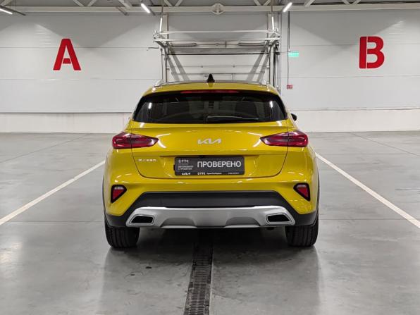 Kia XCeed I с пробегом 2021 года, цена 2 100 000 рублей, 121200 км, хэтчбек, Автокод Объявления