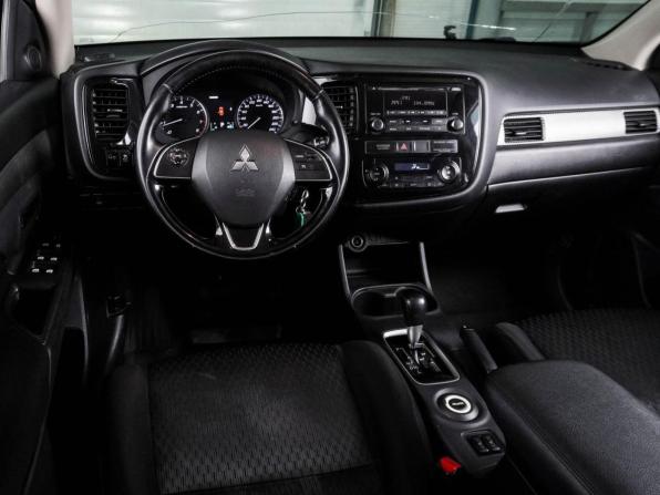 Mitsubishi Outlander III Рестайлинг 2 с пробегом 2015 года, цена 1 459 000 рублей, 239370 км, внедорожник, Автокод Объявления