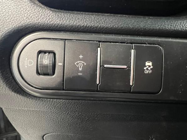 Kia Ceed III с пробегом 2019 года, цена 1 809 900 рублей, 91209 км, универсал, Автокод Объявления