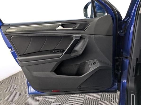 Volkswagen Tiguan II с пробегом 2019 года, цена 2 370 000 рублей, 146270 км, внедорожник, Автокод Объявления