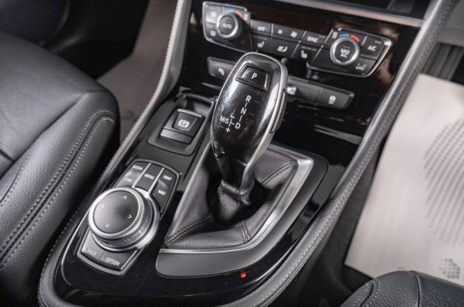 BMW 2 серии Active Tourer F45 Рестайлинг с пробегом 2019 года, цена 1 529 000 рублей, 106000 км, компактвэн, Автокод Объявления
