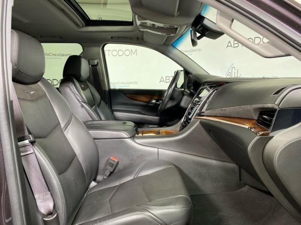 Cadillac Escalade IV с пробегом 2015 года, цена 2 827 700 рублей, 214304 км, внедорожник, Автокод Объявления