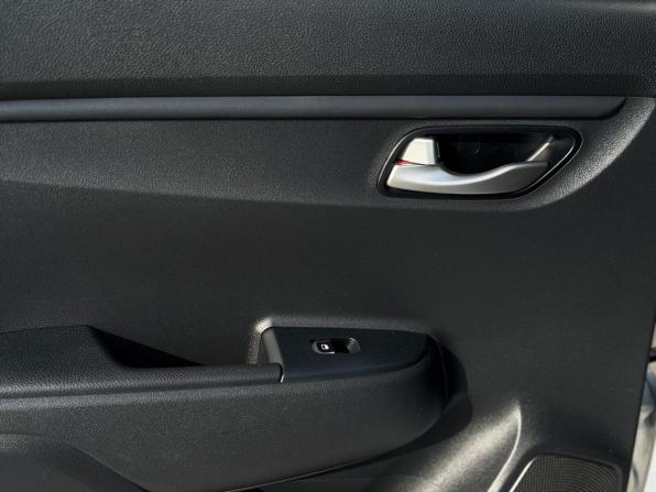 Kia Rio IV Рестайлинг с пробегом 2020 года, цена 1 689 000 рублей, 69300 км, седан, Автокод Объявления