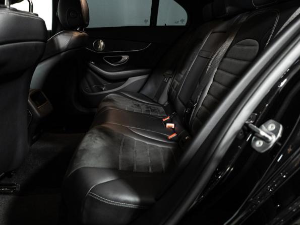Mercedes-Benz C-Класс IV (W205) Рестайлинг с пробегом 2018 года, цена 2 599 585 рублей, 70051 км, седан, Автокод Объявления