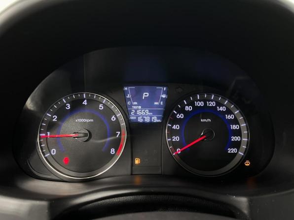 Hyundai Solaris I с пробегом 2012 года, цена 659 900 рублей, 167819 км, седан, Автокод Объявления