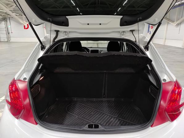 Peugeot 208 I с пробегом 2013 года, цена 655 000 рублей, 102610 км, хэтчбек, Автокод Объявления