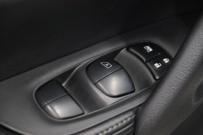 Nissan X-Trail III с пробегом 2017 года, цена 1 895 950 рублей, 193536 км, внедорожник, Автокод Объявления