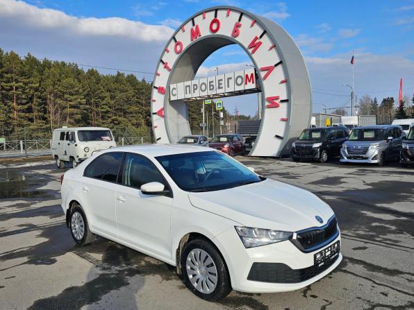 Skoda Rapid II с пробегом 2021 года, цена 1 499 995 рублей, 72950 км, лифтбек, Автокод Объявления