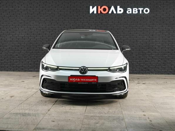 Volkswagen Golf VIII с пробегом 2024 года, цена 3 860 000 рублей, 5303 км, хэтчбек, Автокод Объявления