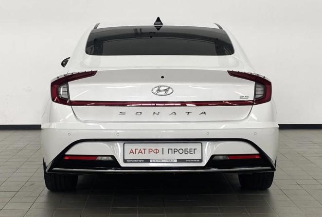 Hyundai Sonata VIII (DN8) с пробегом 2022 года, цена 2 689 000 рублей, 75243 км, седан, Автокод Объявления