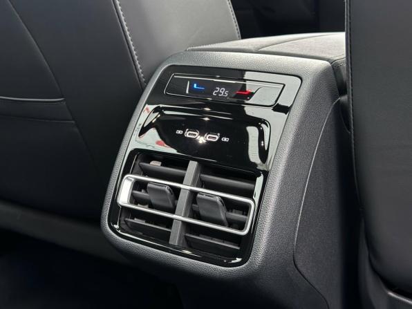 Volkswagen Tiguan III (China Market) с пробегом 2026 года, цена 4 500 000 рублей, 10 км, внедорожник, Автокод Объявления