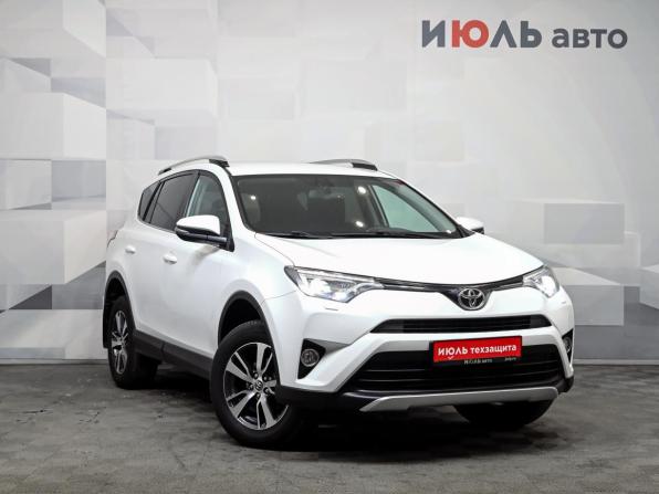 Toyota RAV4 IV (XA40) Рестайлинг с пробегом 2018 года, цена 2 490 000 рублей, 139070 км, внедорожник, Автокод Объявления