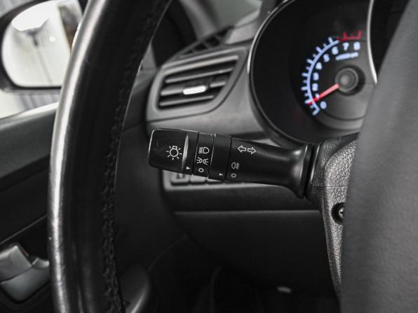 Kia Rio III Рестайлинг с пробегом 2017 года, цена 998 000 рублей, 191259 км, хэтчбек, Автокод Объявления