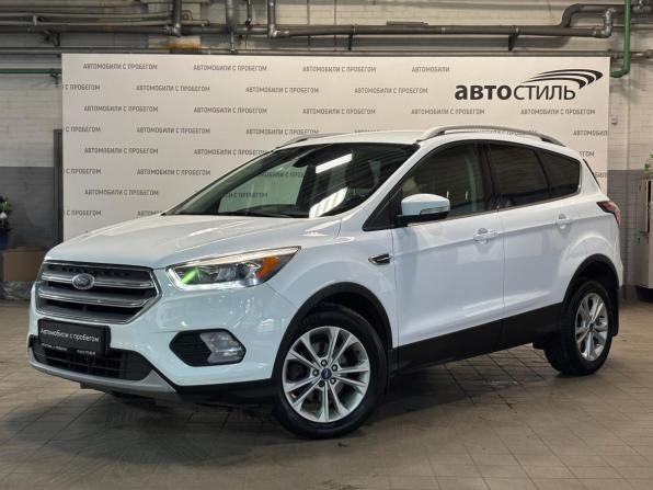 Ford Kuga II Рестайлинг с пробегом 2017 года, цена 1 399 000 рублей, 205113 км, внедорожник, Автокод Объявления